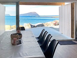 5 Star Holiday Home in Brattvag