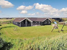 5 Star Holiday Home in Lokken