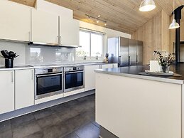 5 Star Holiday Home in Lokken