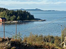 4 Star Holiday Home in Midsund