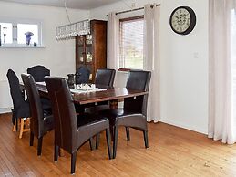 4 Star Holiday Home in Midsund