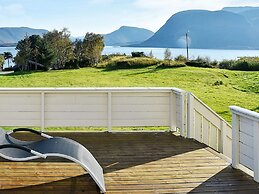 4 Star Holiday Home in Midsund
