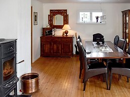 4 Star Holiday Home in Midsund