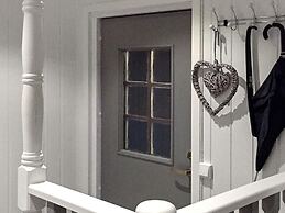 9 Person Holiday Home in Svensby