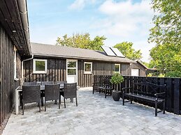 6 Person Holiday Home in Logstor