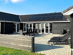 5 Star Holiday Home in Grenaa