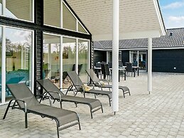 5 Star Holiday Home in Grenaa