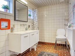 Secluded Beach Retreat in Rodhus-by Traum