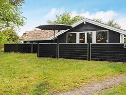 6 Person Holiday Home in Romo