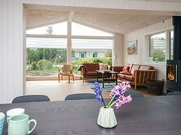 6 Person Holiday Home in Ringkobing