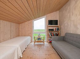 Seaside Serenity in Lyngsay-by Traum