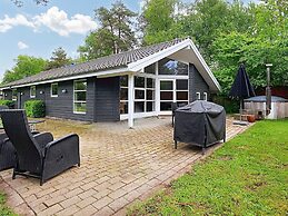 5 Star Holiday Home in Vaeggerlose