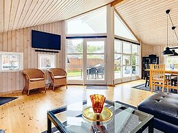 5 Star Holiday Home in Vaeggerlose