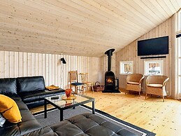 5 Star Holiday Home in Vaeggerlose