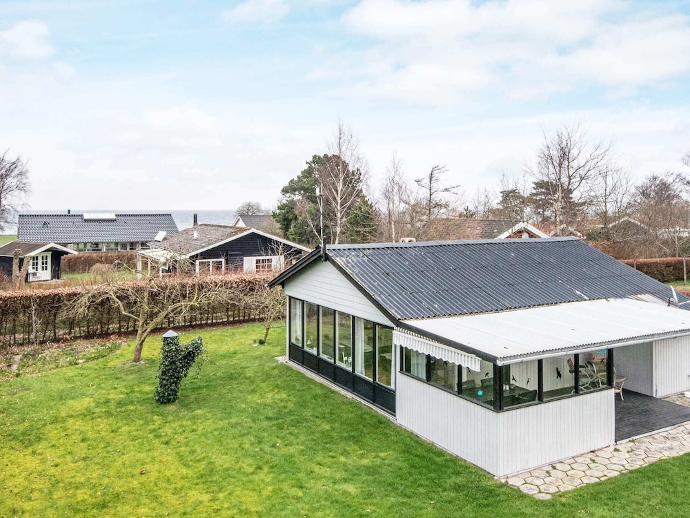 6 Person Holiday Home in Nordborg