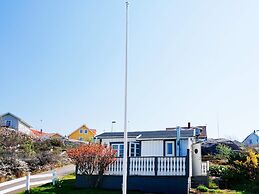 2 Person Holiday Home in Vajern