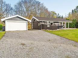 Bright Cottage Retreat in Silkeborg-by Traum