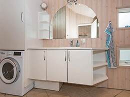 Bright Cottage Retreat in Silkeborg-by Traum
