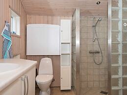 Bright Cottage Retreat in Silkeborg-by Traum