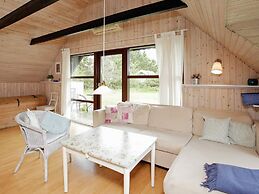 6 Person Holiday Home in Ulfborg