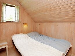 6 Person Holiday Home in Ulfborg