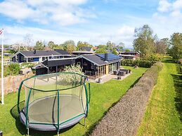 5 Star Holiday Home in Sjolund