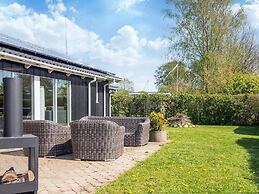 5 Star Holiday Home in Sjolund
