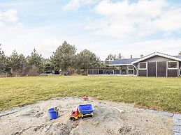 4 Star Holiday Home in Hals