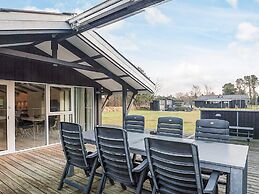 4 Star Holiday Home in Hals