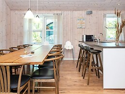 5 Star Holiday Home in Romo