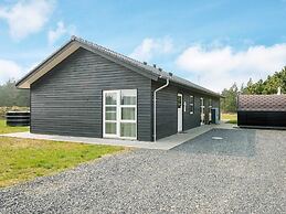 5 Star Holiday Home in Romo