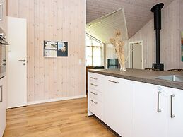 5 Star Holiday Home in Romo
