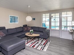 12 Person Holiday Home in Vaeggerlose