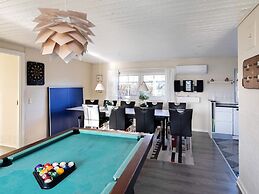 12 Person Holiday Home in Vaeggerlose