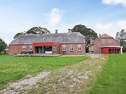 26 Person Holiday Home in Roslev