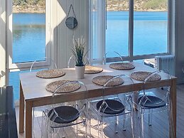5 Star Holiday Home in Urangsvag