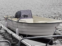 5 Star Holiday Home in Urangsvag