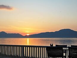 Holiday Home in Tomrefjord