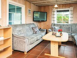 10 Person Holiday Home in Romo