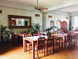 Almond Tree Hotel Resort