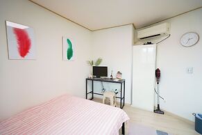 Sweet Stay at Joy's
