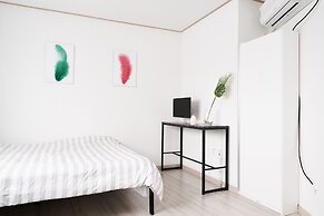 Sweet Stay at Joy's