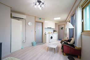Sweet Stay at Joy's
