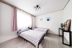 Sweet Stay at Joy's