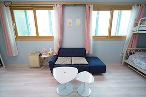 Sweet Stay at Joy's