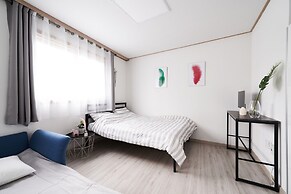 Sweet Stay at Joy's