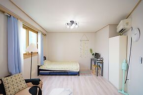 Sweet Stay at Joy's
