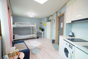Sweet Stay at Joy's