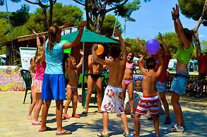 HolaCamp Sitges Garrofer