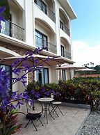Chulu Manor Hotel